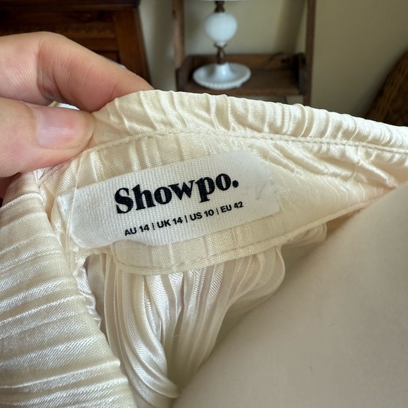 Showpo Cream Button Down Shirt - Picture 4 of 5